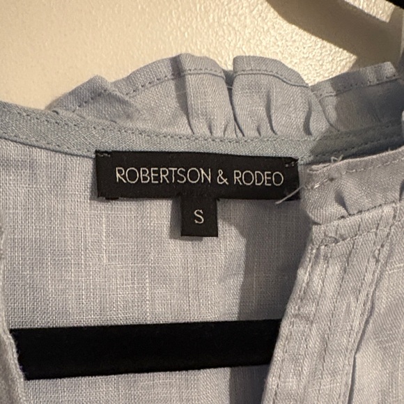 Universal Thread Sky Blue Ruffle Top - Picture 2 of 4